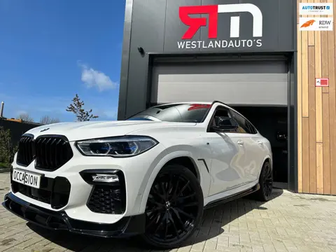 BMW X6 XDrive40i/ High Executive/1 eigenaar/ PANO/ HEAD-UP/ CARBON INT/ KEYLESS 360 BTW auto/BOMVOL 