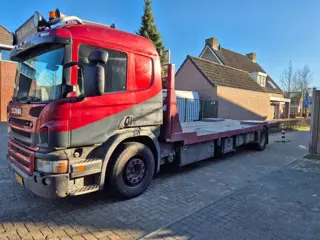 Scania P 420 manuel gearbox laadvloer uitschuifbaar,airco.