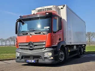 MERCEDES-BENZ ANTOS 2540 6x2*4 taillift frigo