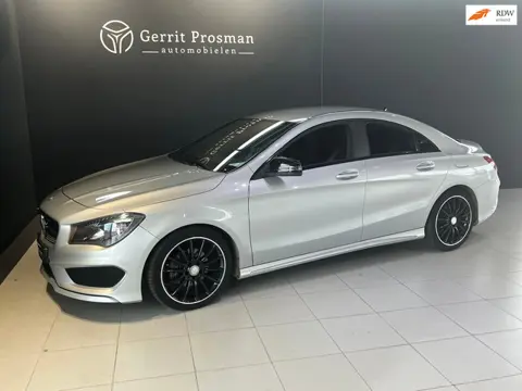 Mercedes-Benz CLA-klasse 180 Edition 1 AMG en SPORTPAKKET