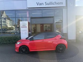 Toyota Yaris 1.5 hybride executive bi-tone panodak