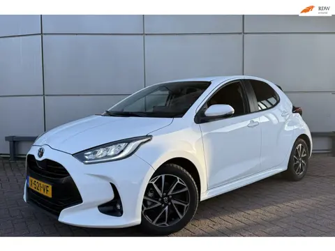 Toyota Yaris 1.5 Hybrid Dynamic / Led / Carplay / Camera / Stoelverwarming