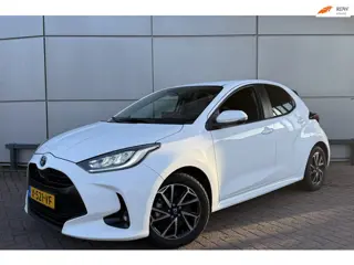 Toyota Yaris 1.5 Hybrid Dynamic / Led / Carplay / Camera / Stoelverwarming