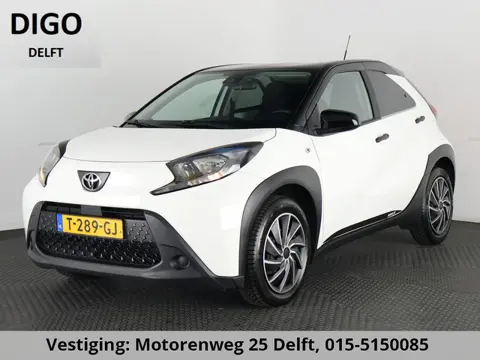 Toyota Aygo X 1.0 BLACK & WHITE SPECIAL EDITION GARANTIE 6-2033 CARPLAY NAVIGATIE.ADAPTIEVE CRUISE. 