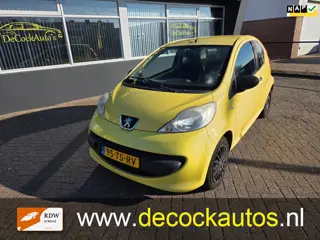 Peugeot 107 1.0-12V XR