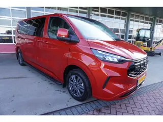 Ford Transit Custom 320L 2.0 TDCI 136pk L2H1 Limited Nr. V153 | Airco | Adap.cruise | Navi | Glasloo