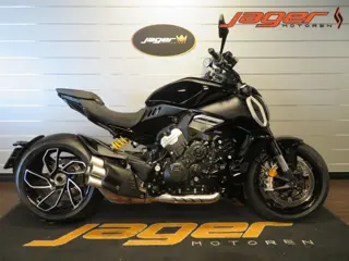 Ducati DIAVEL V4 BLACK EDITION NIEUWSTAAT (bj 2023)