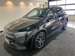 Mercedes-Benz EQA 250 AMG Line 67 kWh | Panorama schuif/kanteldak | Stoelverwarming | Camera 360 | N