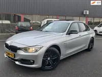 BMW 3-serie 320i High Executive / AUTOMAAT / OPEN DAK / LEER / SP VLG /