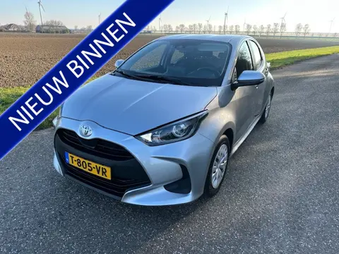 Toyota Yaris 1.5 VVT-i Active Camera Carplay Enz (bj 2023)