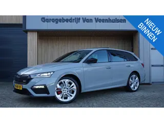 Skoda Octavia Combi 1.4 TSI 245pk RS iV PHEV Business Pano.Dak *Black Optik* RS Seats LED 19inch LM 