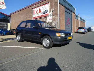 Toyota Starlet 1.3i (bj 1994, automaat)