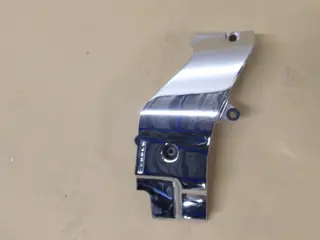 MOTORBLOKDEKSEL VOORTANDWIEL Suzuki VL 800 2001 - 2004