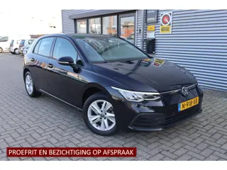 Volkswagen Golf 1.0 TSI Life 1e Eigenaar | Volledig onderh | NAP | BTW | Trekhaak | Camera | Elek St