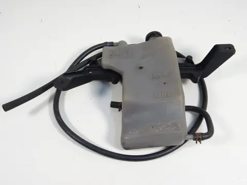 KOELVLOEISTOF RESERVOIR Triumph Sprint ST 1050 2005 - 2011