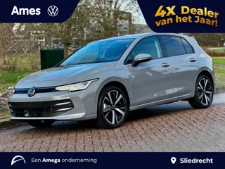 Volkswagen Golf 1.5 eHybrid 204pk DSG Life Edition | Stoel- en stuurverwarming | Extra getint glas |