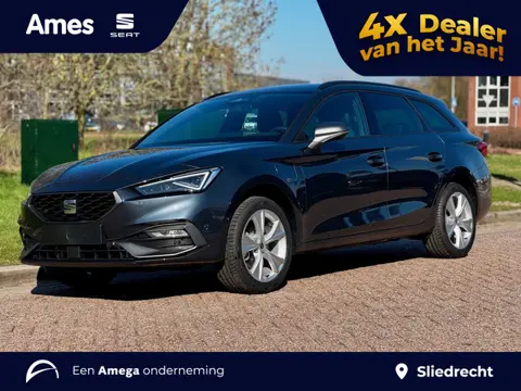 SEAT Leon Sportstourer 1.5 TSI e-Hybrid FR Business | Dodehoeksensoren | Travel Assist | Matrix-LED