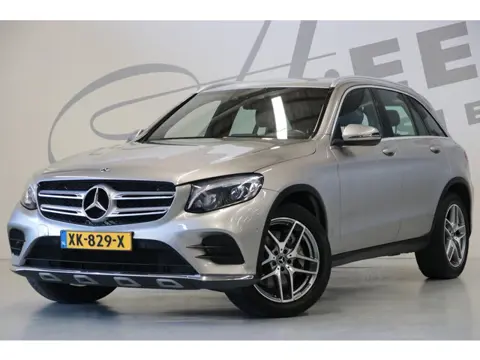 Mercedes-Benz GLC-klasse 250 AMG-line/AMG-styling/Achteruitrijcamera/NAP/Origineel NL