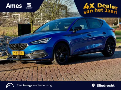 SEAT Leon 1.5 TSI e-Hybrid 204pk DSG FR Business | Matrix-LED | Black Pack | Trekhaak, wegklapbaar