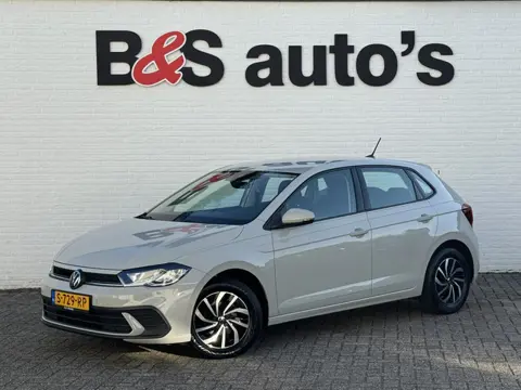 Volkswagen Polo 1.0 TSI Life Adaptive cruise Airco DAB radio Apple / Android Parkeersensoren v/a Nav