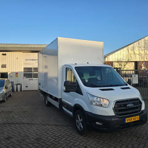 FORD TRANSIT 2.0 TDCI bakwagen met laadklep 1200 kg laadvermogen 