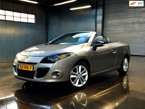 Renault Mégane Coupé-Cabriolet 1.4 TCE Privilège Leder_Navi_Trekh_Panoramadak