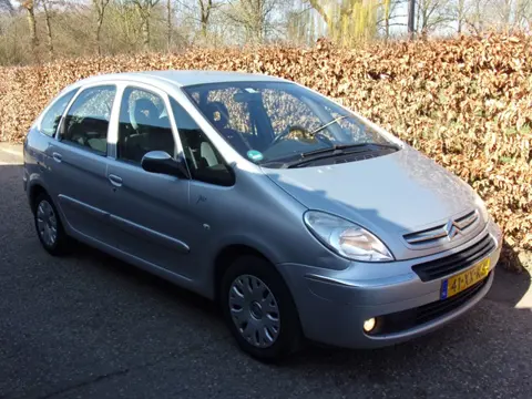 Citroen Xsara Picasso 1.6i-16V Image NWE APK AIRCO CRUISE TREKHAAK
