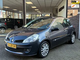 Renault Clio 1.2 TCE 101pk PANORAMA SCHUIFDAK | CRUISE | CLIMA | KEYLESS
