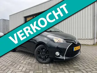 Toyota Yaris 1.5 Hybrid Lease Limited Bi-Tone | NAVI | CAMERA |