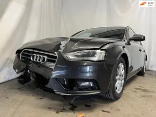 Audi A4 Avant 2.0 TDI ultra Advance Sport - Front / Achter Schade