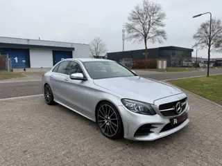 MERCEDES-BENZ C-KLASSE 180 AMG 9G Multibeam Facelift