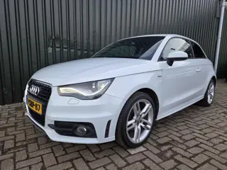 Audi A1 1.2 TFSI 2X S line NL AUTO