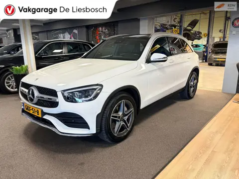 Mercedes-Benz GLC-klasse 200 4MATIC Premium Plus / AMG / pano / navi / camera / sfeer verlichting