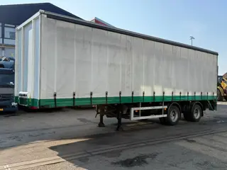 Tracon UDEN 2AS GESLOTEN MET 1 KANT SCHUIFZEIL (bj 1999)