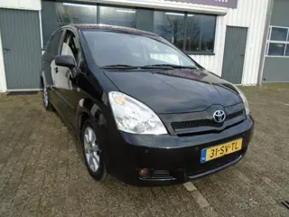 TOYOTA VERSO 1.6 VVT-I DYNAMIC