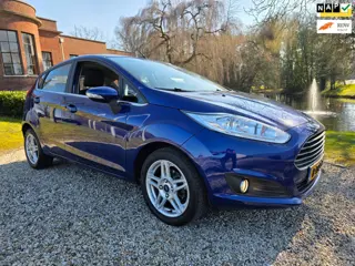 Ford Fiesta 1.0 EcoBoost Titanium AUTOMAAT/airco/CRUISE