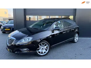 Lancia Delta 1.8-16V Di Executive Automaat|Pano|Airco