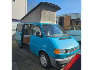 Volkswagen MULTIVAN D 45KW KAMPEERAUTO