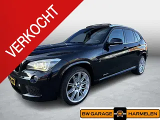 BMW X1 sDrive20i High Executive | Airco| Xenon | Bluetooth | Pano | Cruise control | leder | Navi | 