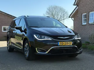 Chrysler Pacifica 3.6 V6 Hybrid PHEV - NAP - LUXE -