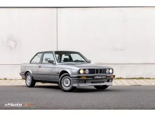 BMW 3-serie 318i