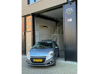 Peugeot 208 1.2 PureTech Allure pano& nieuwe distributieriem