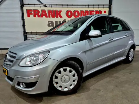 Mercedes-Benz B-klasse 180 116PK Business Class + Trekhaak|Airco|Cruise|PDC|Stoelverwarming|Leder/St