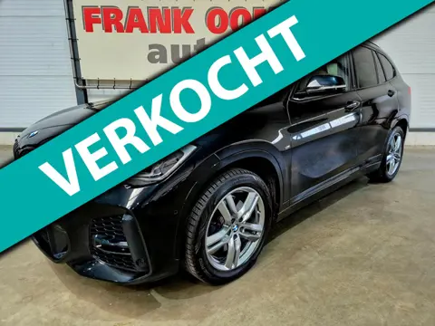 BMW X1 SDrive20i 178PK M-Sport + NAP|LED|Navi|DAB|Head Up|Sfeerverlichting|Apple|Cruise Climate Cont