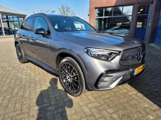Mercedes-Benz GLC 300 E Hybrid AMG 4 matic .luchtvering