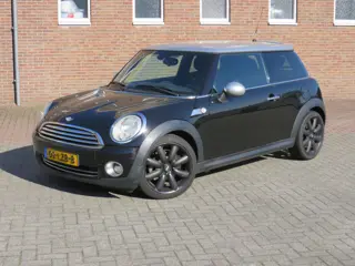 MINI Mini 1.6 Cooper Pepper * APK * 02-2027 * * Automatische Airco * 17 inch Lichtmetalen velgen * D