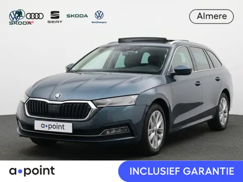 Skoda Octavia Combi 1.0 e-TSI Business Edition Plus Automaat | Navigatie | Apple Carplay of Android 