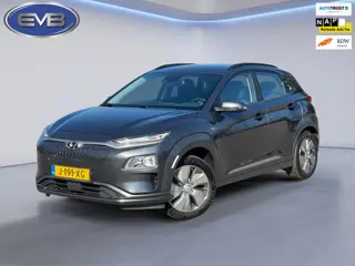 Hyundai Kona EV Comfort 64 kWh, achteruitrijcamera, SOH 100 % adaptief cruise, led verlichting, digi