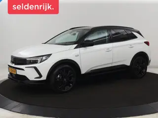 Opel Grandland X 1.6 Turbo Hybrid Business Executive |  Stoelverwarming | Adaptive cruise | Camera |
