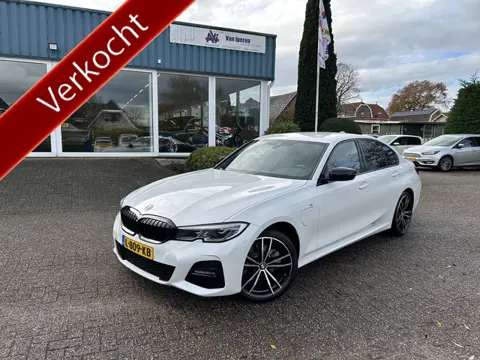 BMW 3-serie 320e Business Edition Plus (bj 2021, automaat)